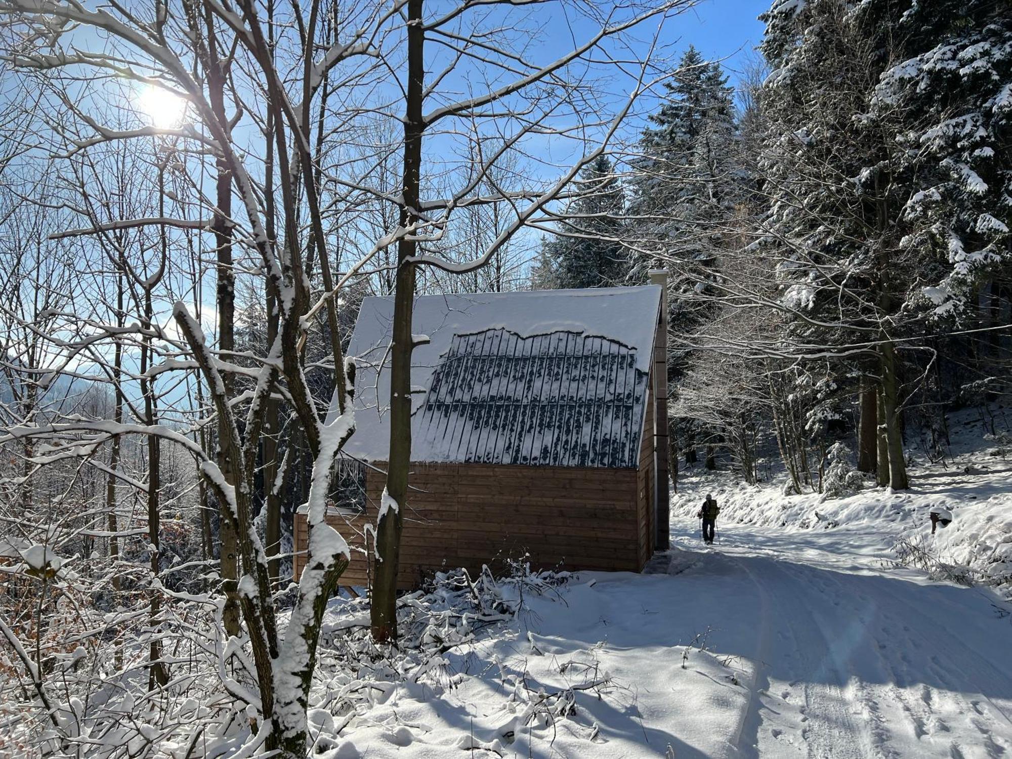 Chatka Pod Lysou Ostravice Buitenkant foto